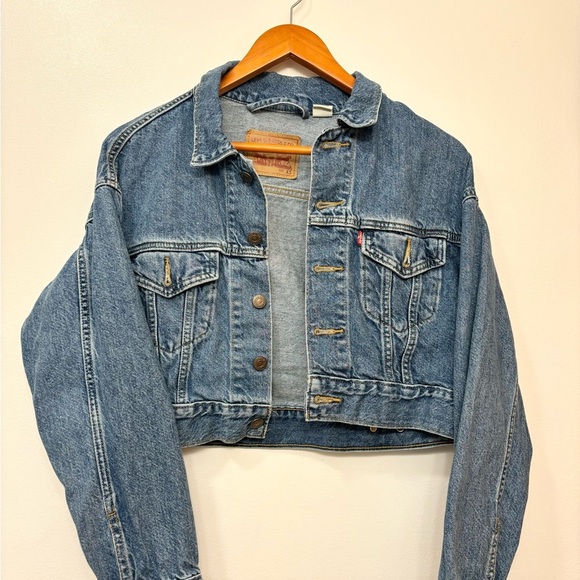 Cropped Levi jacket - Picture 1 of 4